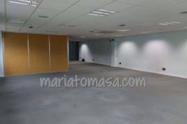 Fantastic office of 200 m2 next to the future Amazon complex in Trapaga