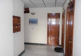Leioa, Mendibile area, office for rent or sale on mezzanine