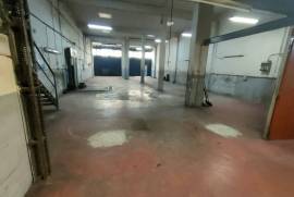 Warehouse for rent next to the estuary in Deusto