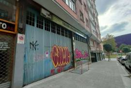 Warehouse for rent next to the estuary in Deusto