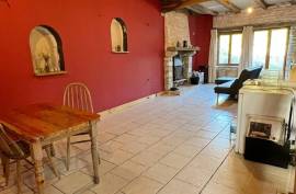 €70000 - Set of 2 Houses For Sale Near Lizant with Garden and Outbuildings