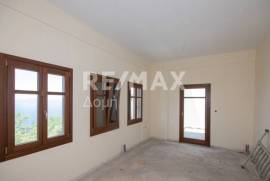 Maisonette 166 sq.m for sale