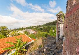 Mixed Building with Ruins - Funchal