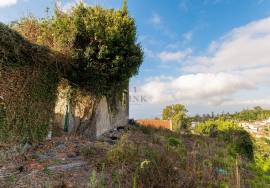 Mixed Building with Ruins - Funchal