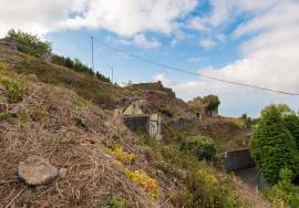 Mixed Building with Ruins - Funchal