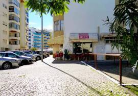 Business Opportunity Restaurant Ready to Operate in Portimão