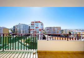 3 bedroom apartment for sale in Urb. Quinta do Amparo in Portimão