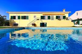 4 Bedroom Detached House with Pool in Montes de Alvor - Portimão