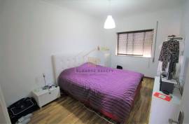 2 bedroom apartment with generous areas 5 min. Ferragudo