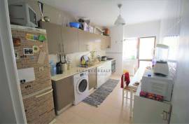 2 bedroom apartment with generous areas 5 min. Ferragudo