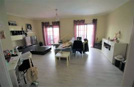 2 bedroom apartment with generous areas 5 min. Ferragudo