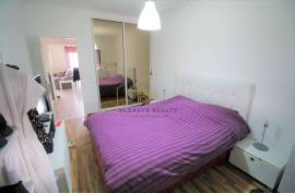 2 bedroom apartment with generous areas 5 min. Ferragudo