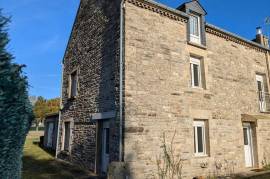 Houses for sale - 5 rooms - 66 m2 - JOSSELIN - (56120)