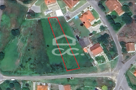 1064m plot located in Alvarães