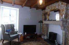 €134400 - Attractive 2 Bedroomed Stone Property