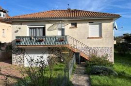 €139780 - Detached House For Sale In Ruffec with Basement and Fenced Garden