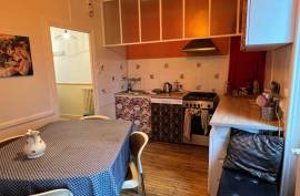 €175530 - Town House with Garden and Garage + Building with 2 Rented Studios