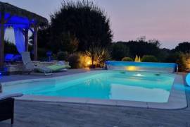 €299950 - Sublime And Luxurious 3 Bedroom House with Swimming Pool For Sale In Civray