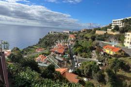 Land for sale in Calheta