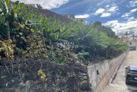 Land for sale in Calheta