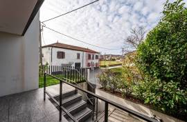 3-Front House in Maia – close to the metro and Maia Castle