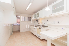 Excellent apartment, 112M², for sale, semi-furnished, 3 bedrooms, 1 suite, 1 parking space, Santa Cecilia, POA/RS