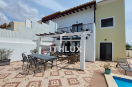 This charming 3-bedroom, plus attic, villa in Vila Nova de Cacela is the perfect escape for those seeking a blend of tranquility and modern living.