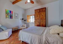 Versatile 9 bedroom home / hotel / B&B with pool & gardens near São Brás de Alportel.