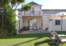 Versatile 9 bedroom home / hotel / B&B with pool & gardens near São Brás de Alportel.