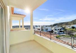 4 bedroom villa with pool, Albufeira Marina