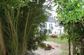 Luxury 13 bed Farmhouse Cottage and Converted barn For Sale in Leuhan Finistere Brittany