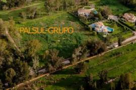 Plot of land with an area of 9120 m2, for the construction of a Luxury Farm next to the Penina Golf Course.