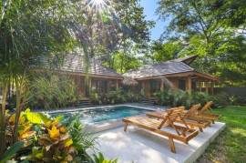 Casa Rio: Balinese Elegance and Natural Serenity Await in Playa Avellanas!