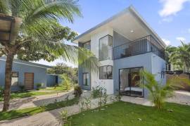 Casa Azul: House & Cabina For Sale Near Tamarindo!