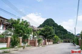 Large Two Storey Three Bedroom Home with Beautiful Blue Tiled Pool in Ao Nang