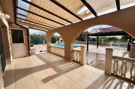 3 Bedroom Unfurnished Bungalow - St. George, Peyia, Paphos