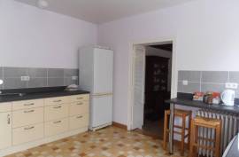 €164800 - Charming 5 Bedroomed Property With A Beautiful Mature Garden