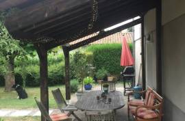 €186000 - Beautiful Detached House For Sale with Independent Accommodation in Ruffec