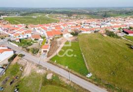 Single storey 4 bedroom villa with backyard | Póvoa de São Miguel (Moura)