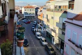 3 Bedroom Apartment in the Center of Barreiro