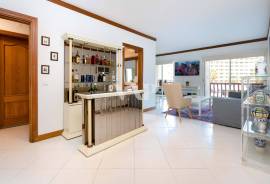 2 bedroom apartment with sea view, Vilamoura Marina