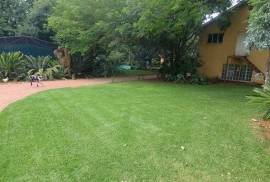 Stunning 4 Bed Farmhouse For Sale In Shere Pretoria South