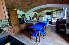 Stunning 4 Bed Villa For Sale in Cureggio Novara