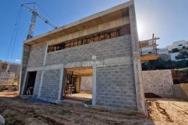 Detached 4 bedroom villa with swimming pool | under construction