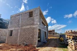 Detached 4 bedroom villa with swimming pool | under construction