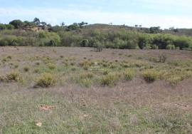 Farm with house to recover in São Marcos da Serra