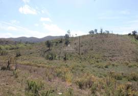 Farm with house to recover in São Marcos da Serra