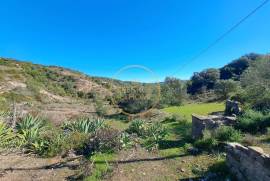 Land with a ruin - Sea View - Loulé