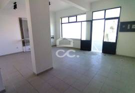 Commercial property Leiria