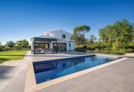 Ludo/Almancil: 3-bedroom fully renovated Villa near Quinta do Lago